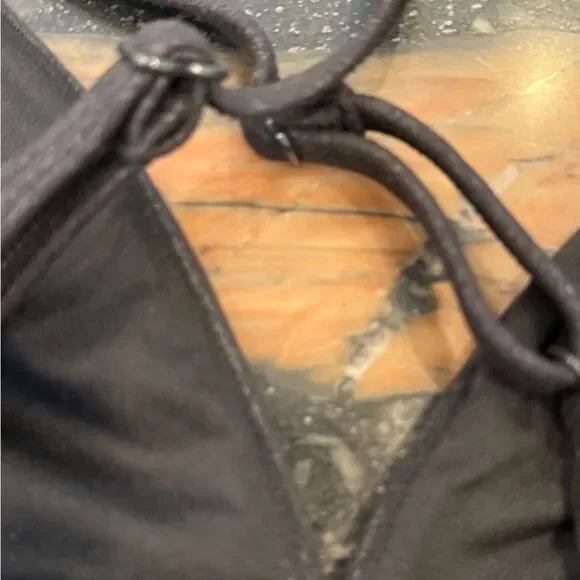 NWOT- ALO Yoga Faux Leather Airbrush Splendor Sports Bra size Small - Picture 5 of 7